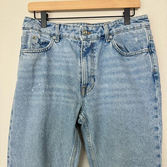 ZARA Womens Light Wash High-Rise Jean Straight Leg Distressed Raw Hem Size 8 - Picture 2 of 7